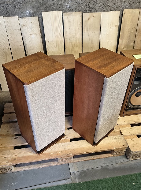 Réparation Hifi facade tissu (44 – Loire‑Atlantique)