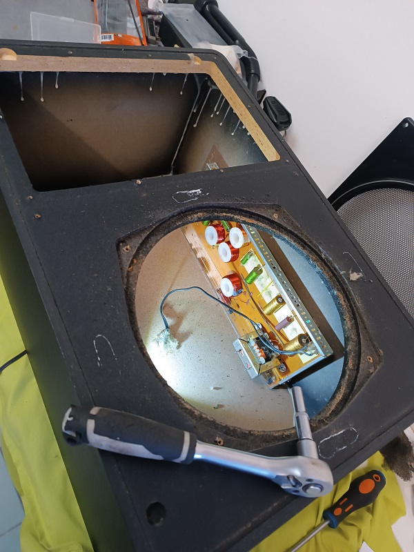 Réparation Hifi filtre passif condensateur (44 – Loire‑Atlantique)